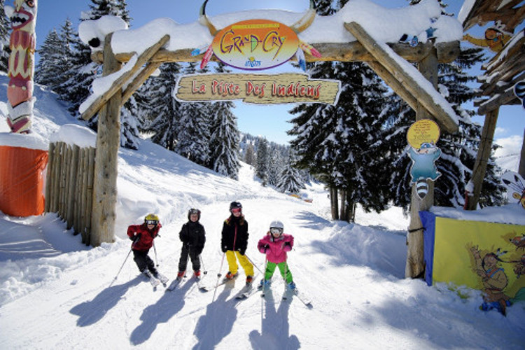 Kid's ski. Grand Cry Les Gets