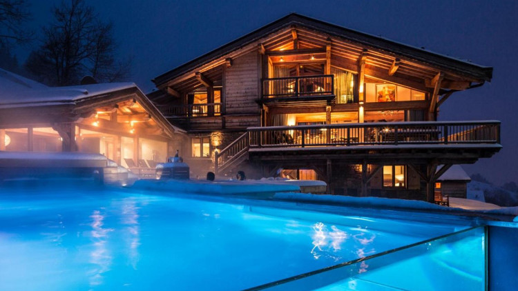 Ski Line's Ultimate Guide To Luxury Ski Chalets Ski Line's Ultimate Guide To Luxury Ski Chalets