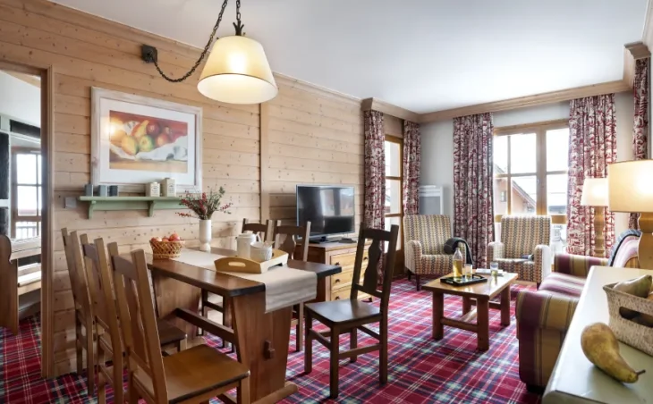 Le Village Apartments - 39