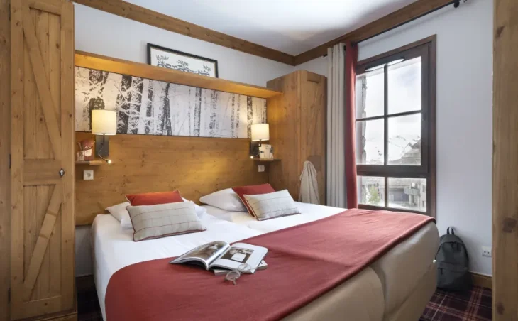 Le Village Apartments - 12