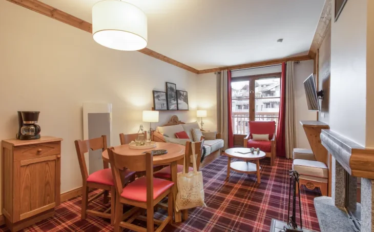 Le Village Apartments - 13