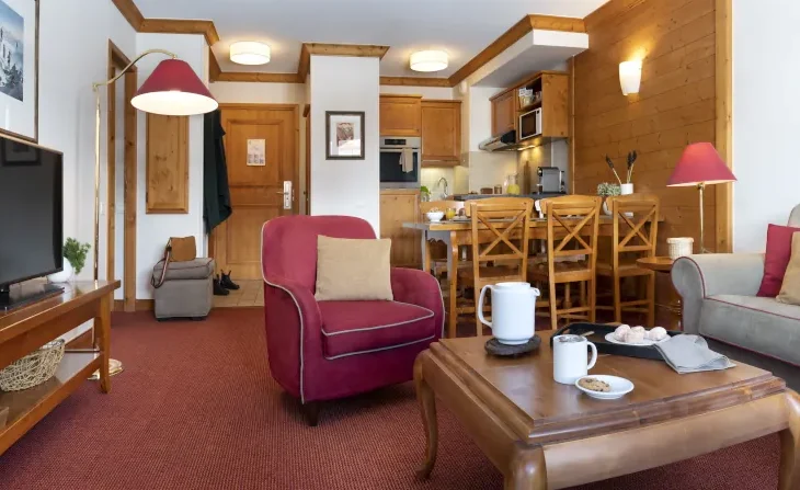 Le Village Apartments - 16