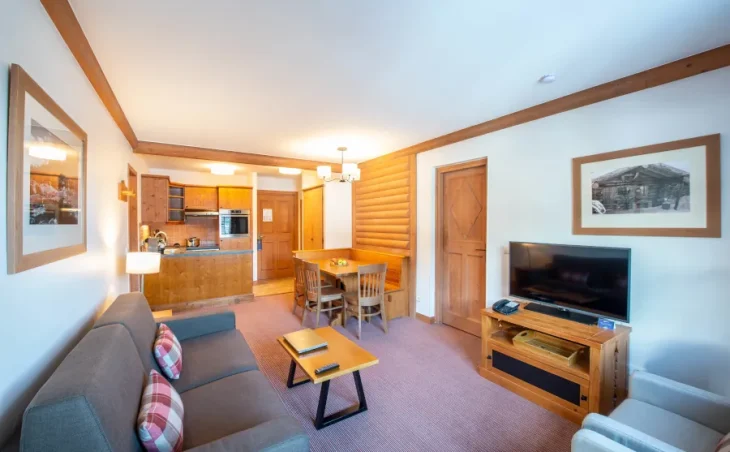 Le Village Apartments - 29