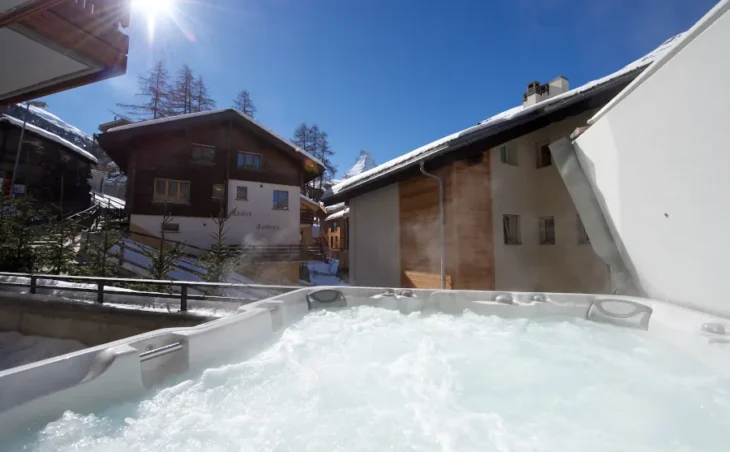 Chalet Aria (Catered) - 2