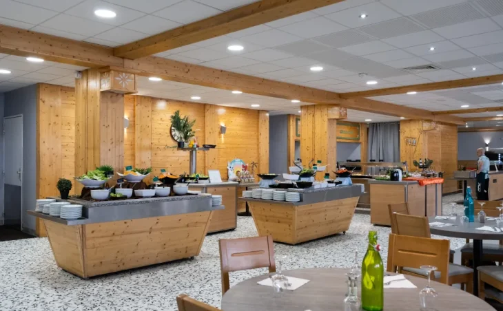 Hotel Club Les Arolles - 43