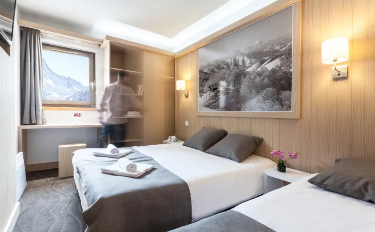 Hotel Club Les Arolles - 4