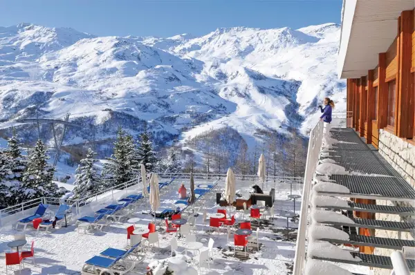 Ski Hotel Holidays 2025/2026