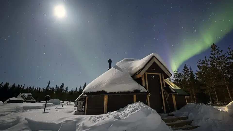 A ski hotel in Finland under the Northern Lights