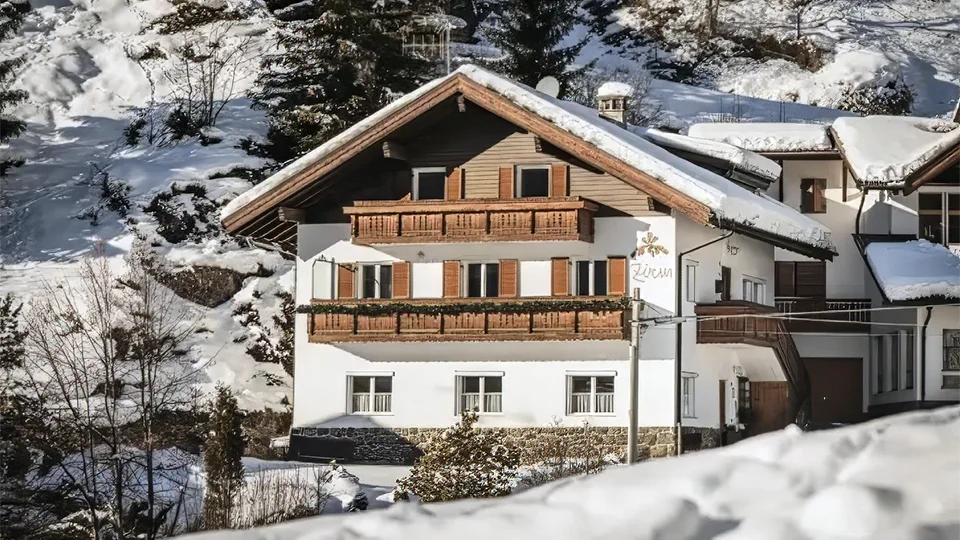 Ski Chalet Holidays in Italy