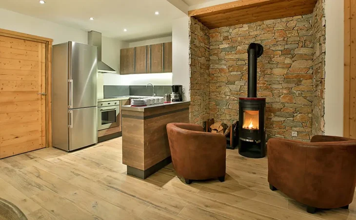 Chalet Hellebore - 15