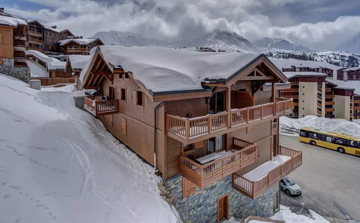 Chalet Hellebore - 8