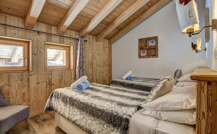 Chalet Hepatica - 12