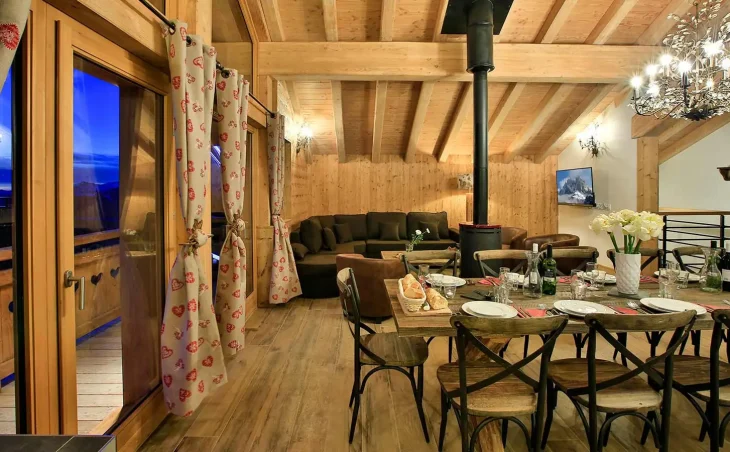 Chalet Hepatica - 2