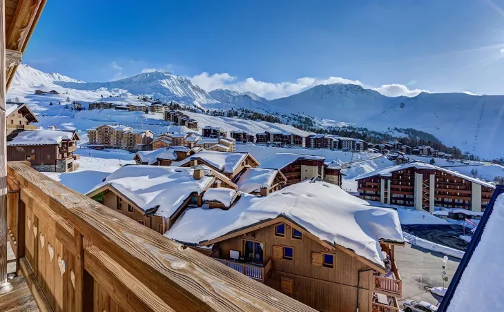 Chalet Hellebore - 1