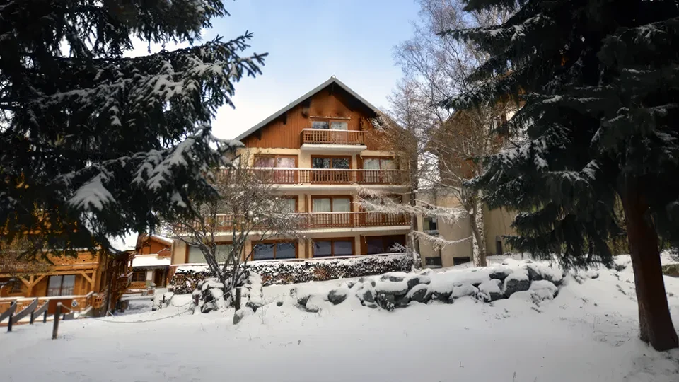 2 star ski hotels