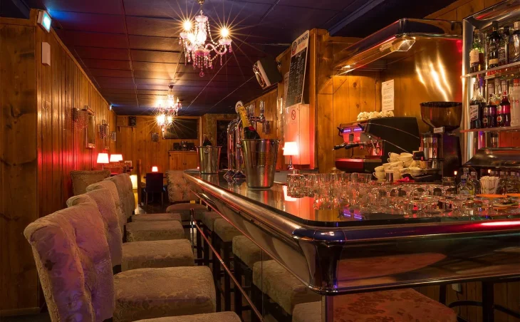 Ski Hotel Courchevel Olympic (Hotel B&B) - 9