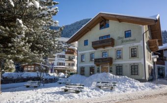 Foersterhaus zum Kramerwirt, Mayrhofen, Austria
