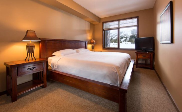 Glacier Mountaineer Lodge - 4