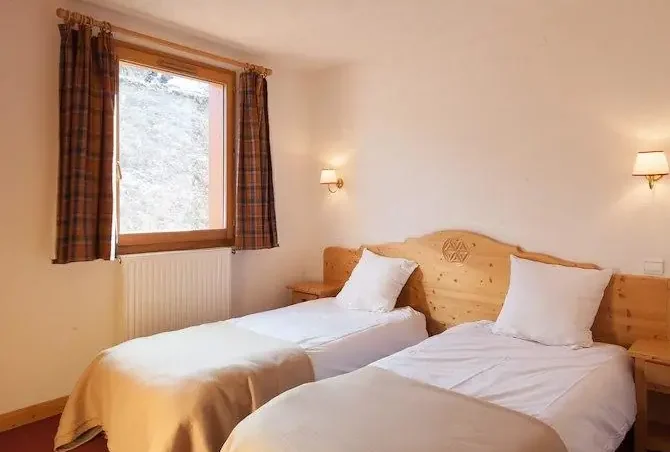 Premium – Les Chalets de l’Adonis 4* - 9