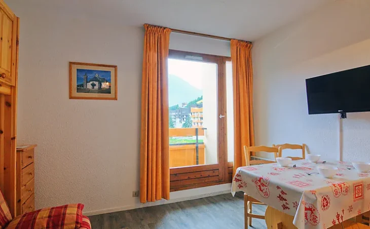 Apartment Carlines 1 - 4