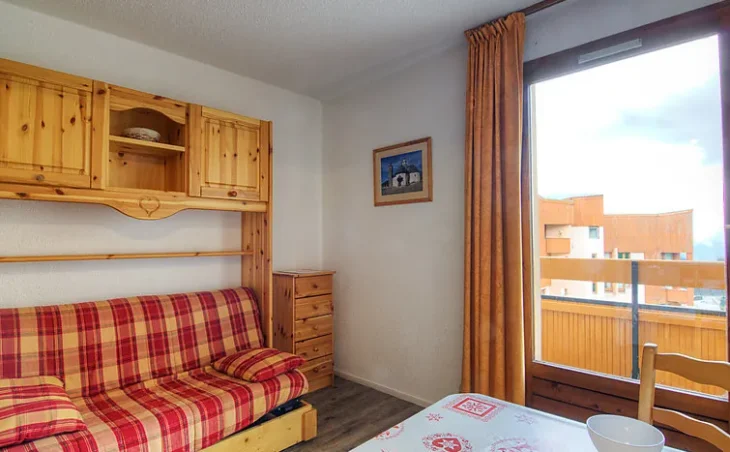 Apartment Carlines 1 - 8