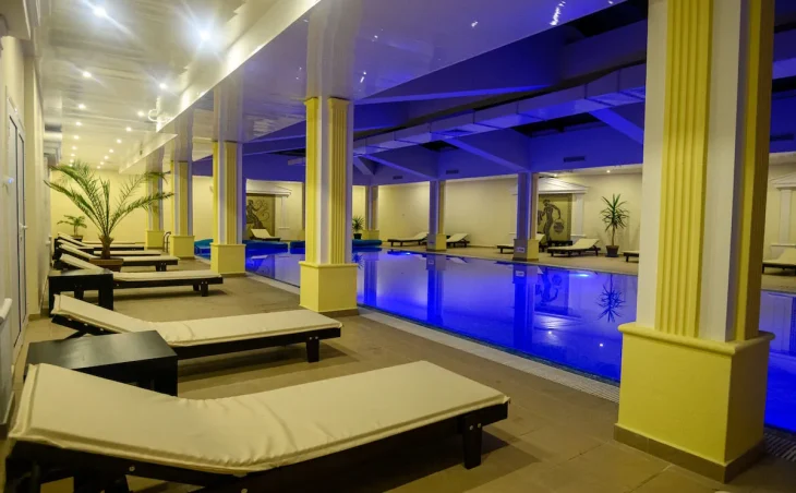 Parklands Hotel - 3