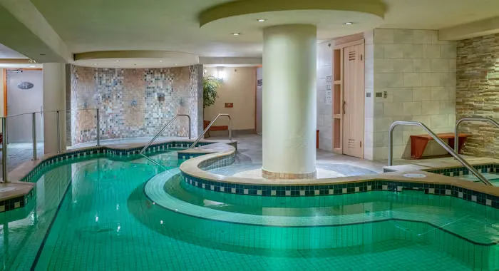 Caribou Lodge & Spa - 6