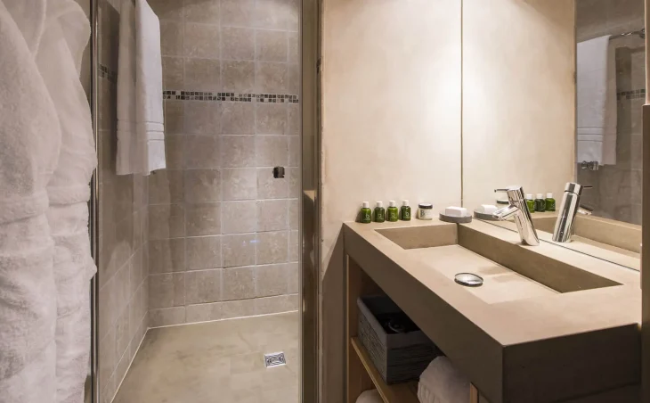 Chalet Rock – Summer - 7