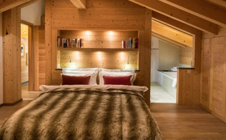 Chalet Rock – Summer - 4