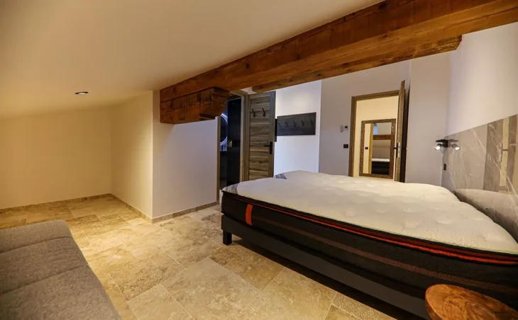 Chalet Sporting Lodge - 13
