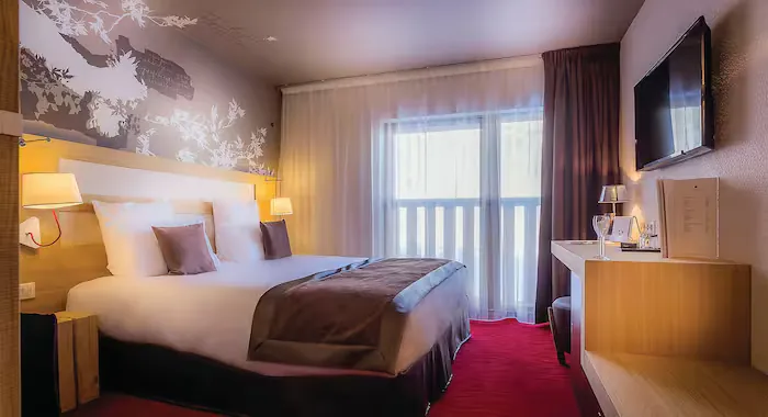 Hotel Le Grand Aigle, Villeneuve - 2