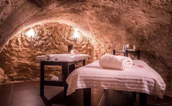 Hotel Le Grand Aigle, Villeneuve - 6