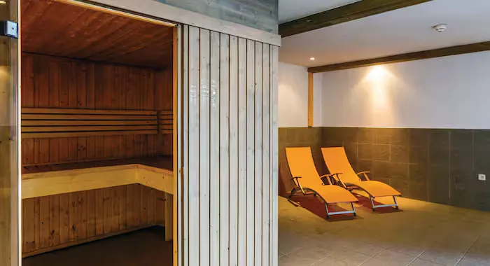 Sun Valley Apartments - 11