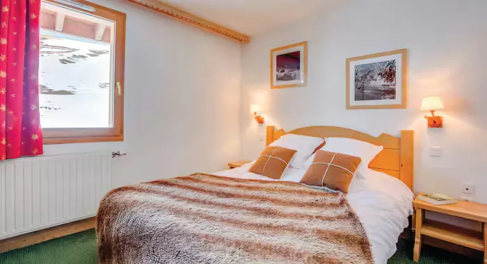 Sun Valley Apartments - 13