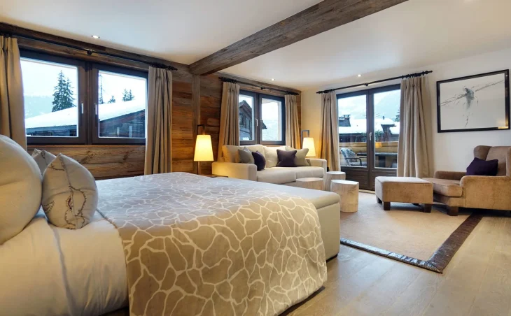 The Lodge – Summer - 5