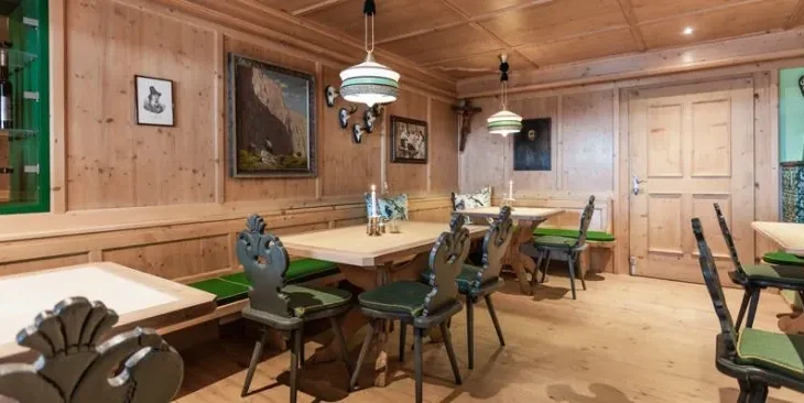 Zillertalerhof Alpine Hideaway - 15