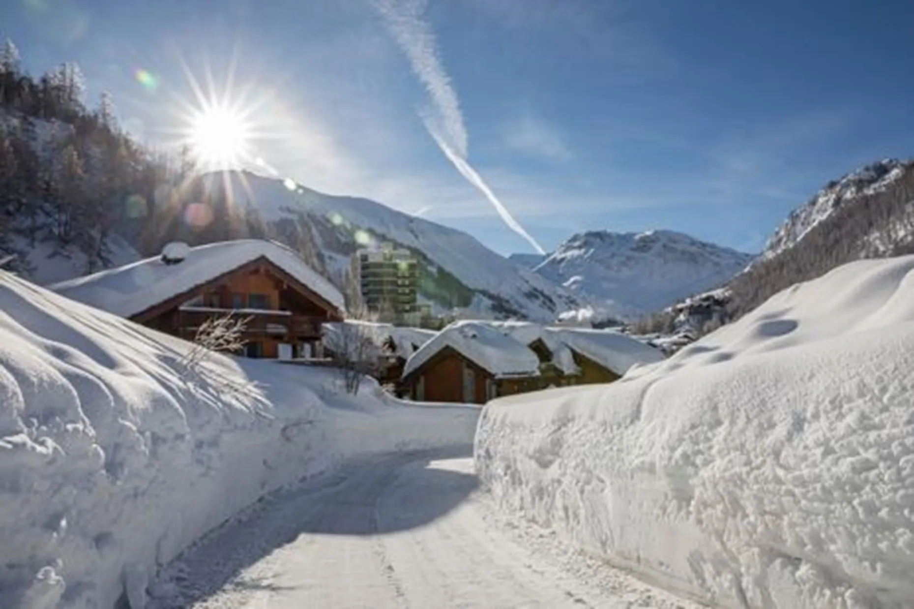 Discover Chalet Azel: A Luxurious Escape In Val D'isère