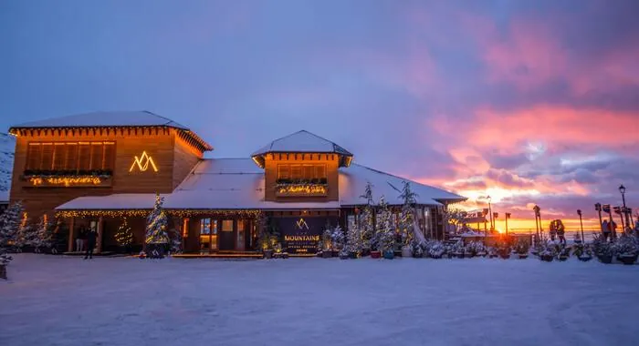 The Mountains Hotel - 4