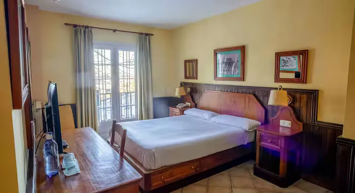 The Mountains Hotel - 2