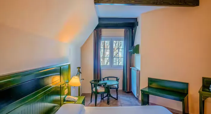 The Mountains Hotel - 10