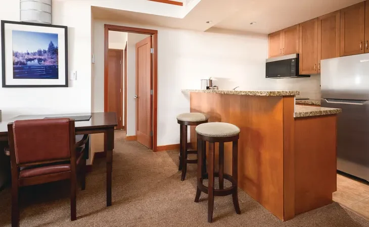 Pan Pacific Whistler Village Centre - 8