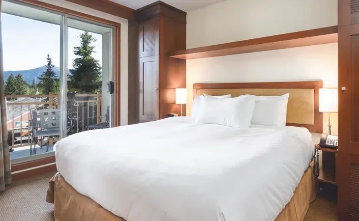 Pan Pacific Whistler Village Centre - 9