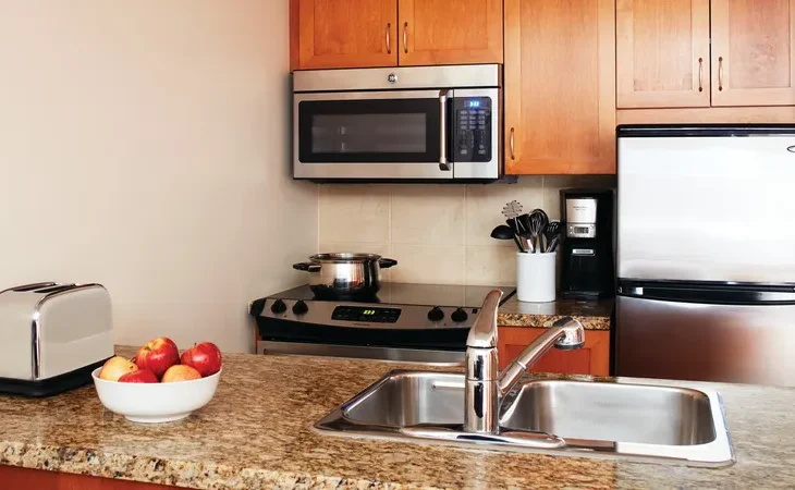 Pan Pacific Whistler Village Centre - 10