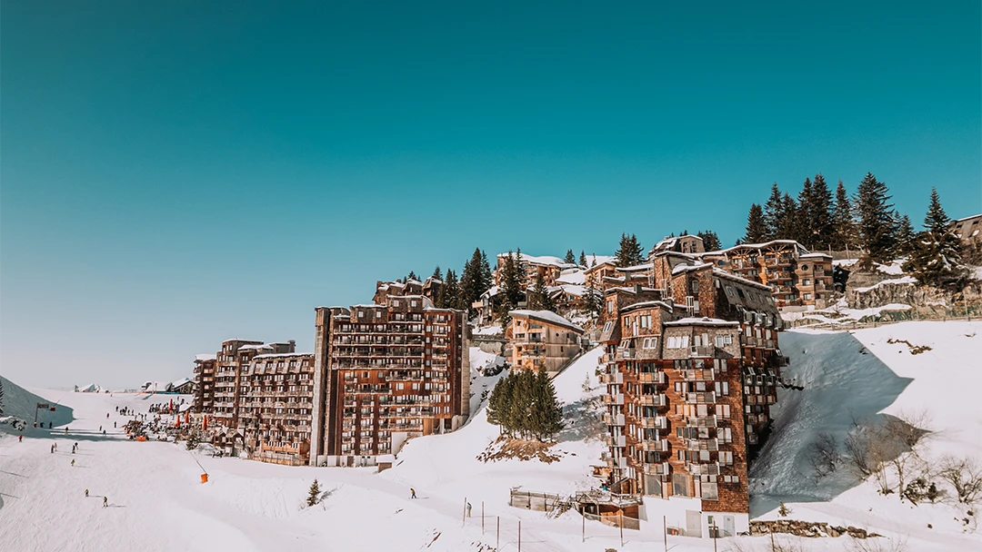 The distinctive Cedar-clad apartments in Avoriaz