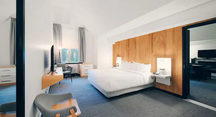 Aava Whistler Hotel - 2