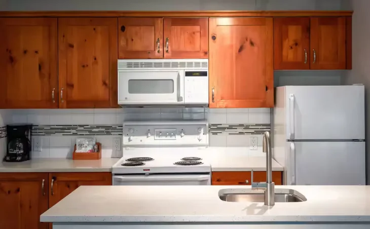 Blackcomb Springs Suites - 23