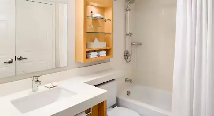 Delta Hotels by Marriott Whistler Village Suites - 16