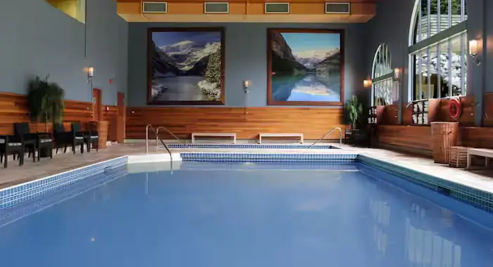 Fairmont Chateau Lake Louise - 8