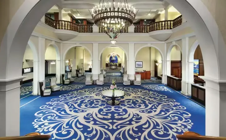 Fairmont Chateau Lake Louise - 4