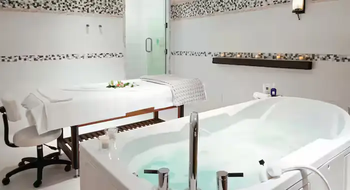 Fairmont Jasper Park Lodge - 9